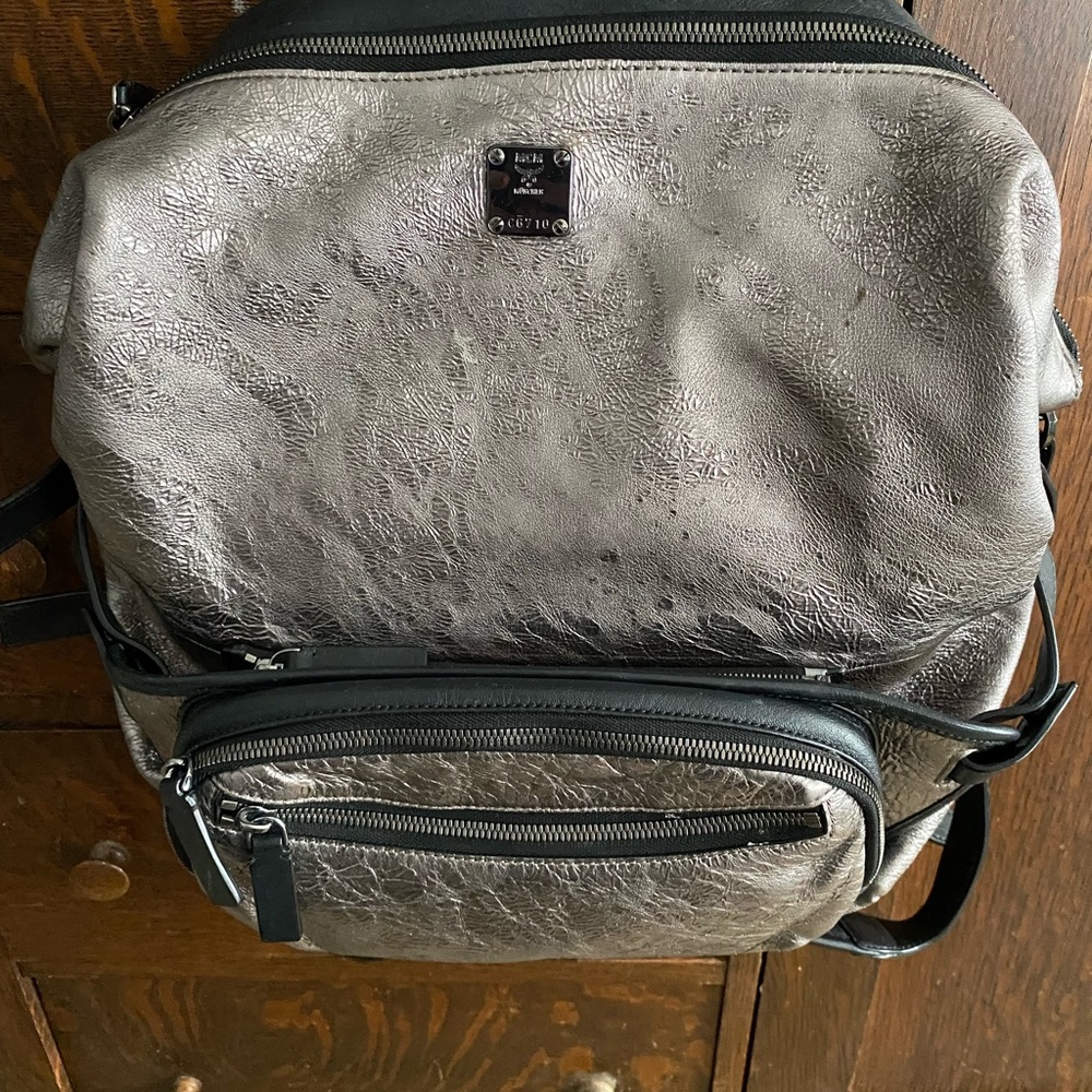MCM 3 in 1 tote/backpack with removable bum bag!  Gorgeous GUC